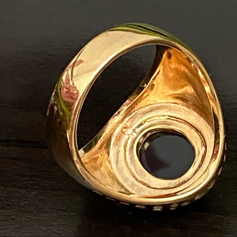 Unsigned Black Onyx Oval Cabochon CZ Stone Gold-tone Men’s Fashion Ring - Picture 9 of 16